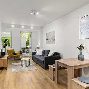 City-apartment Direkt In Den Parkanlagen Appartement